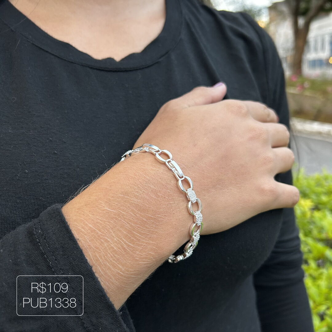 Pulseira Elos Lisos c/ União Cravejada Cristal Prateada